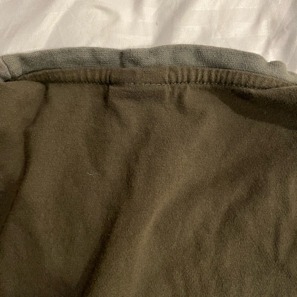 Army Green ‘Dubai’ Short sleeve graphic tee - Picture 4 of 5